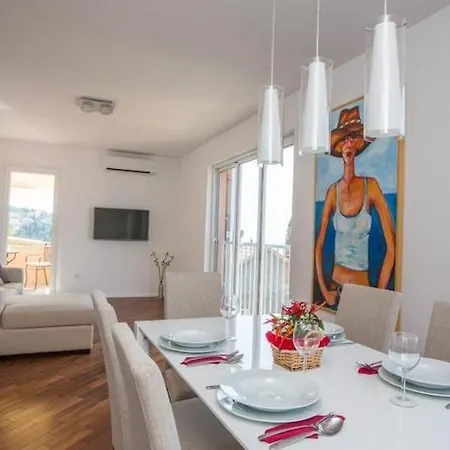 شقة Nina - Two-bedroom With Balcony And Sea View Ora Ac أوراساك