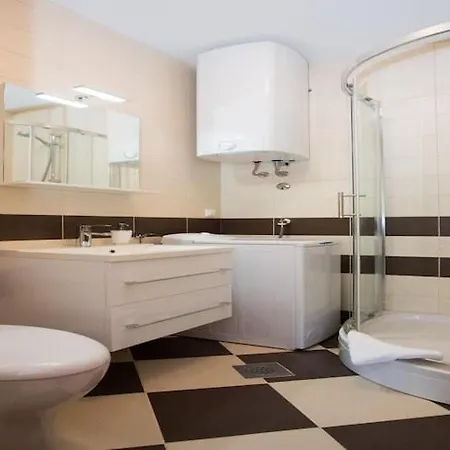 דירה Nina - Two-bedroom With Balcony And Sea View Ora Ac אורסאץ