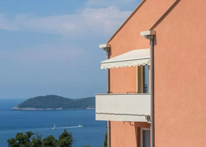 Nina - Two-bedroom With Balcony And Sea View Ora Ac *