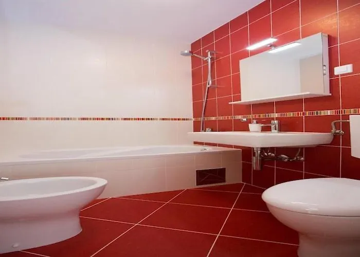 Nina - Two-bedroom With Balcony And Sea View Ora Ac Appartement